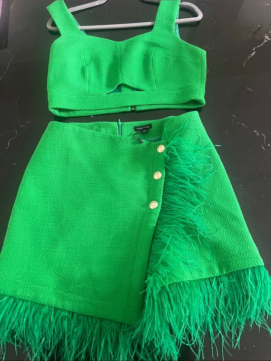 Karen Millen Dresses & Skirts - Karen Millen Emerald Green Feather-Trim Skirt Set